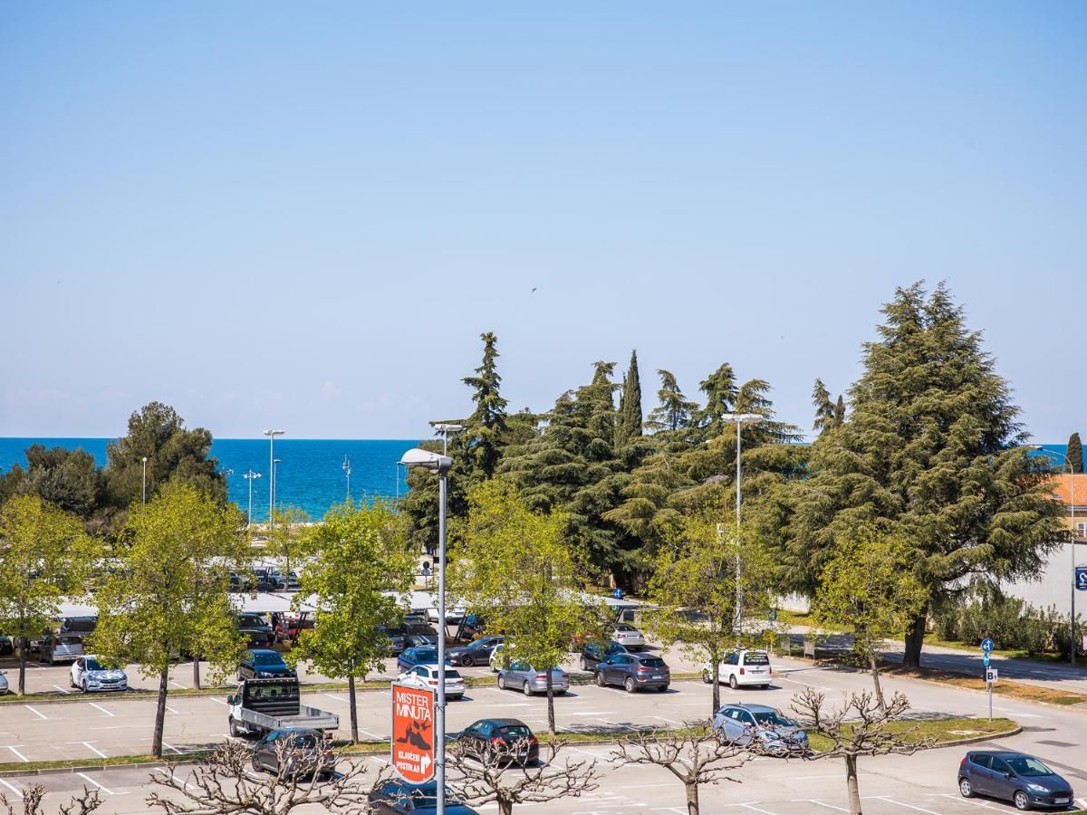 Apartment Residence Porec Esterno foto