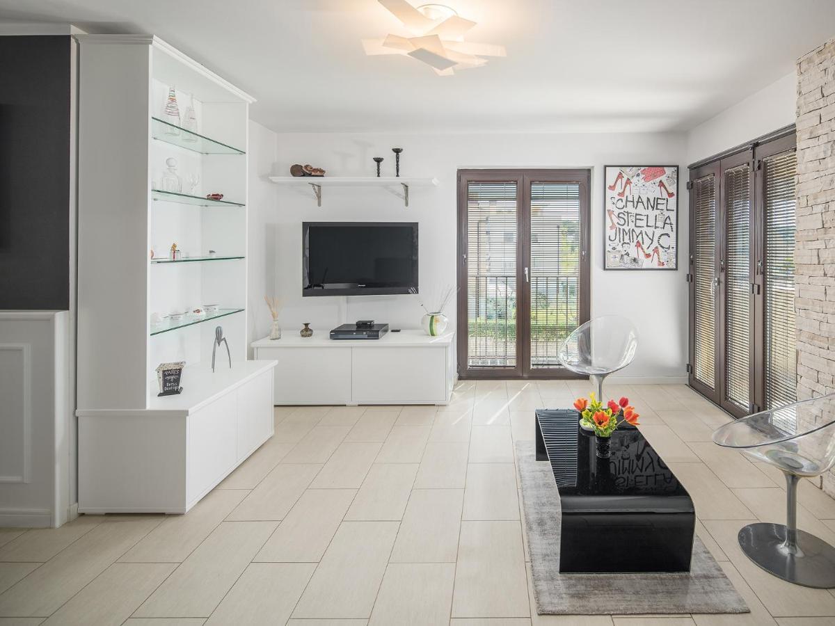 Apartment Residence Porec Esterno foto