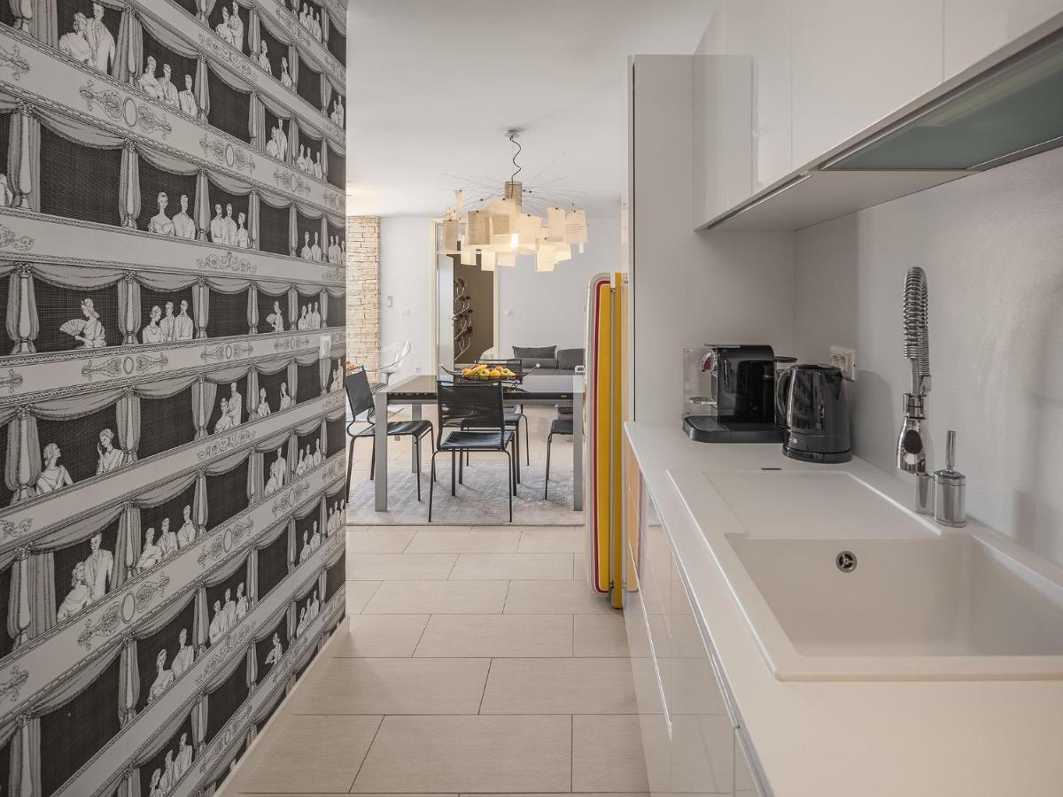 Apartment Residence Porec Esterno foto